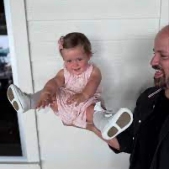 Meet your Posher, James - Picture 2 of 3